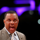 Illustration for article titled Alvin Gentry Thinks Anthony Davis Got Some Bad Advice
